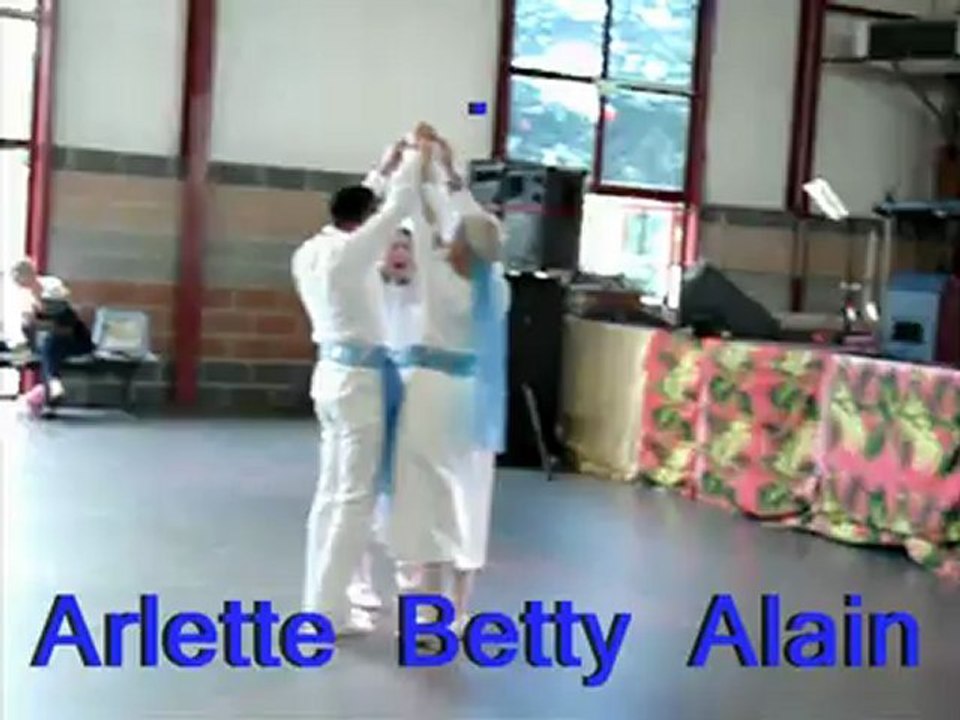 Festival artistique 7.7.2012   HORA BEN