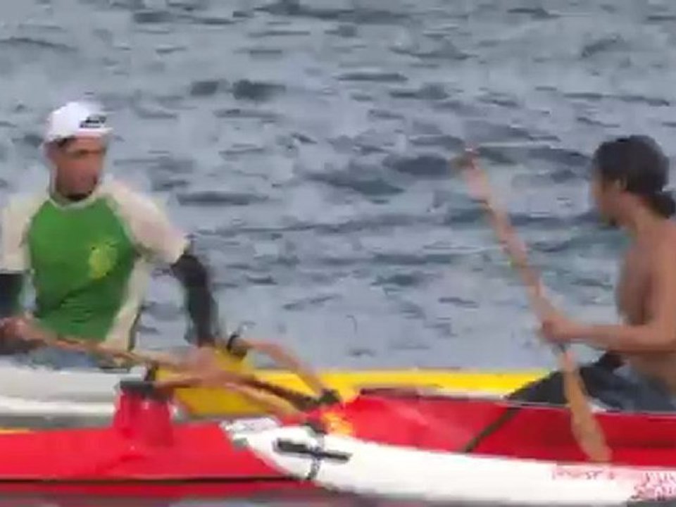 RAPA NUI- Ile de Pâques: Canoë