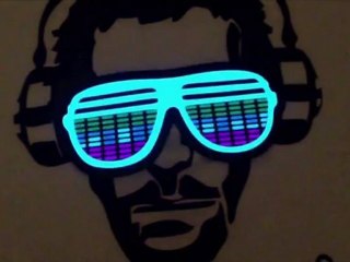DOCTEUR HOUSE GLASSES