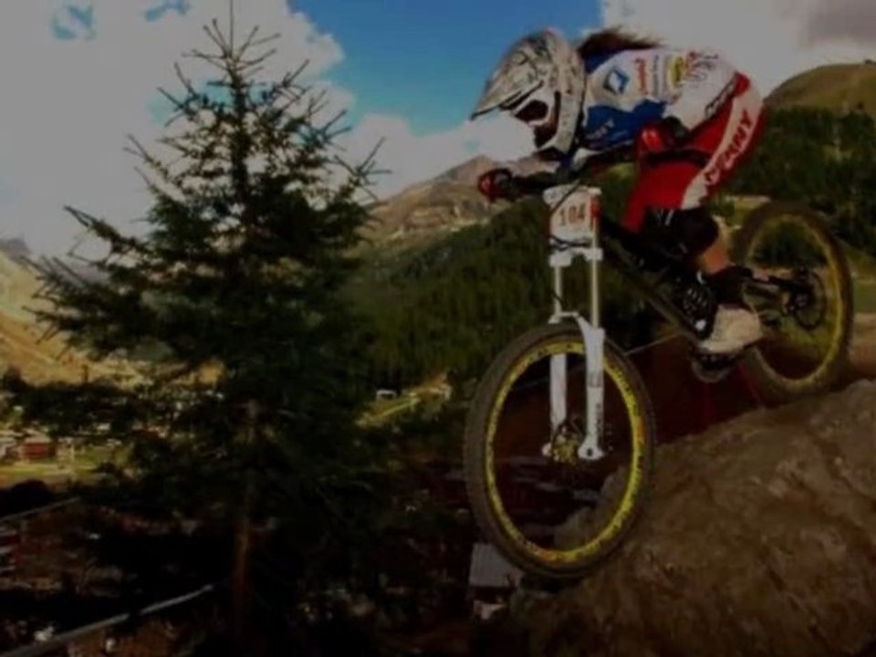 ESTAC/BREST - Céline GROS au coup d'envoi