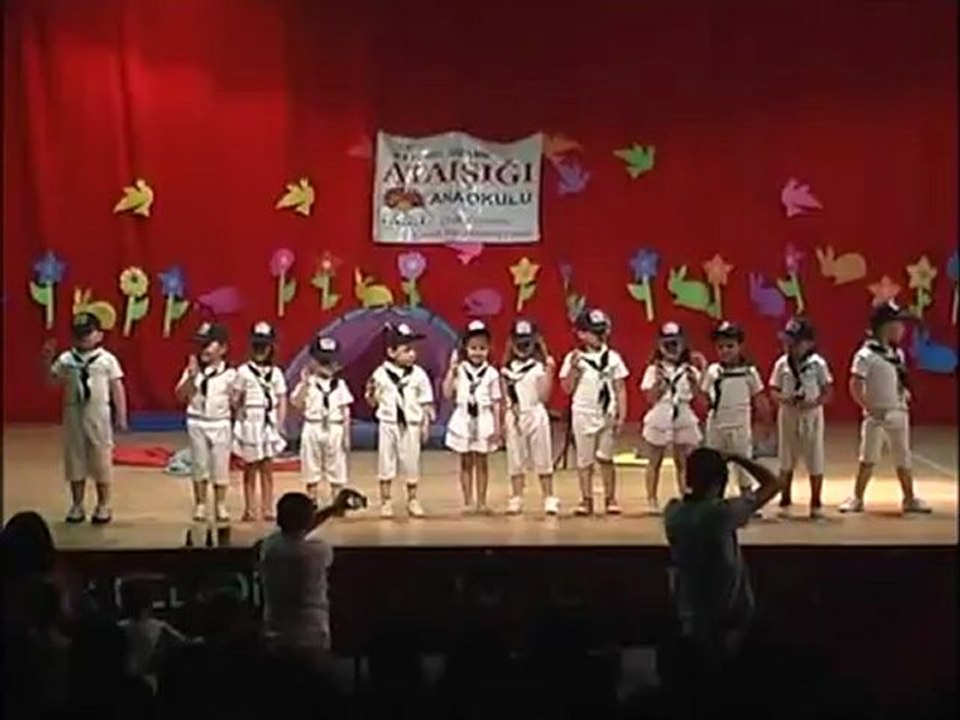 Ataışığı Anaokulu 2012 yıl sonu gösterisi CD-1