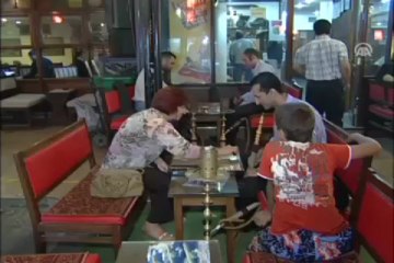 Sigaranın gölge tehlikesi 'nargile'