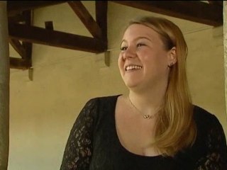 1.	Alexandra Schoeny, soprano a été repérée à l’occasion du casting organisé à l’Opéra Comique.