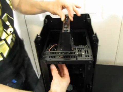 Silverstone Fortress FT03-Mini mITX Computer Case Unboxing & First Look Linus Tech Tips