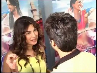 Group Interview Of Shahid Priyanka At Mehboob Studio For Tmk-02