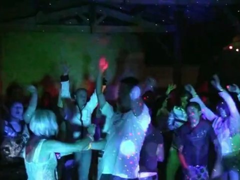 Soirée moules-frites a Villeneuve de D.