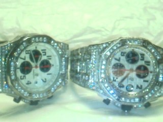 Audemars Piguet custom hand set watc vs. machine set work.comparison.BLUE FLAME DIAMONDS