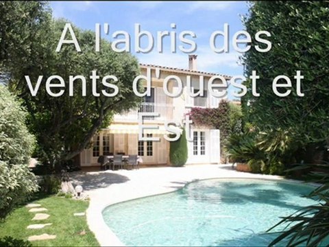 Carqueiranne villa maison pieds dans l eau piscine 6 chambres