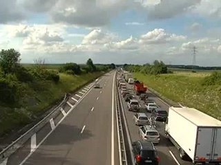 Marne : accident mortel sur l'A26, un mort et cinq blessés dont un grave