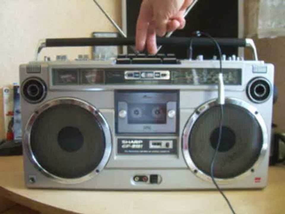 Sharp GF 9191 Ghettoblaster Boombox top Zustand general überholt