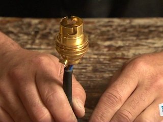 Comment monter une douille ? électricité