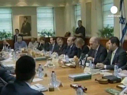 El ex primer ministro israelí Ehud Ólmert culpable de...