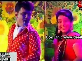 Lali Lipstick Ka Retro Andaaz! - Kairi Rishta Khatta Meetha