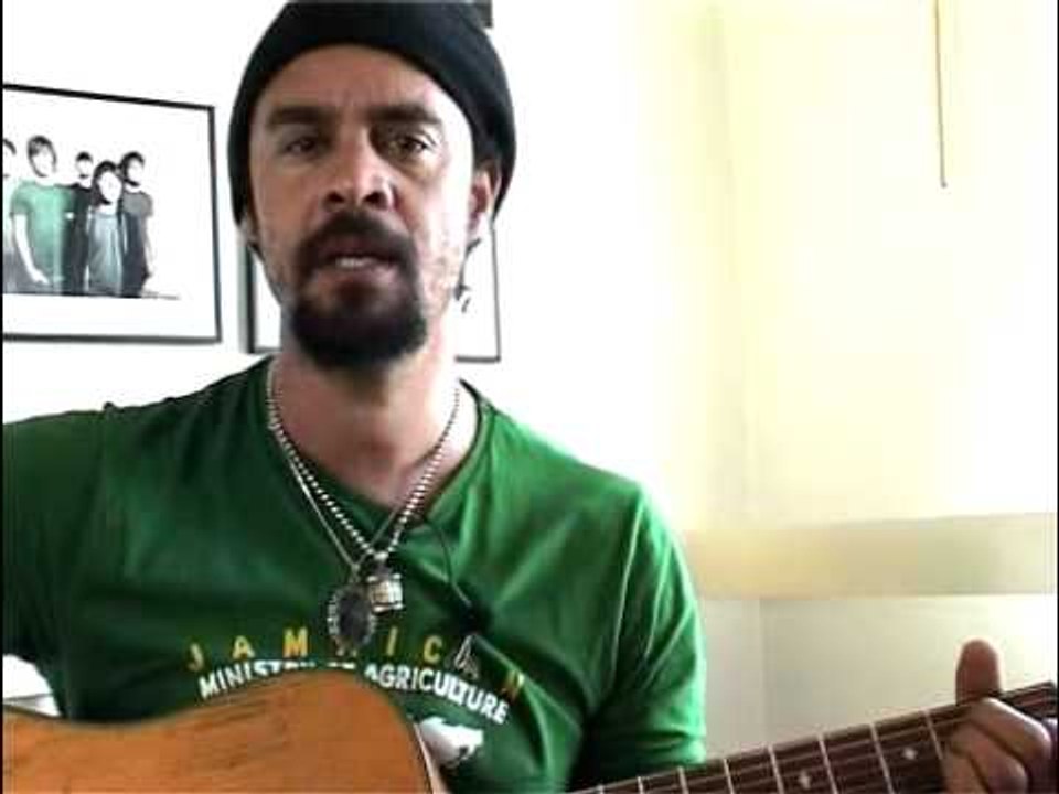 Michael Franti - Hey World (Live)