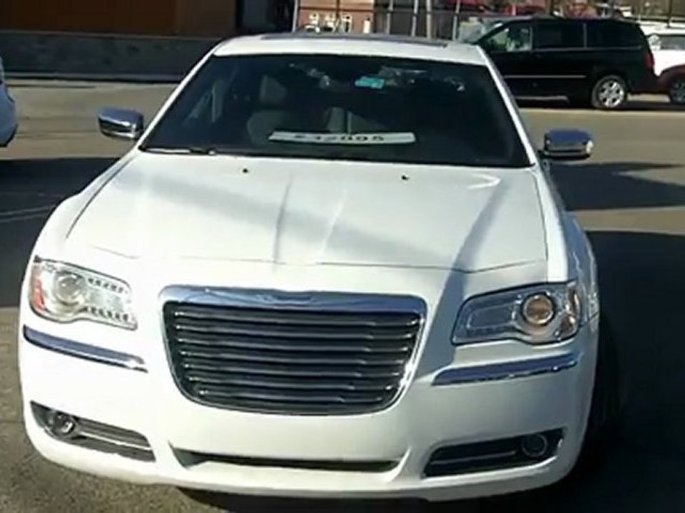Chrysler 300C Blanc 2011 à Vendre chez Landry Auto à Laval