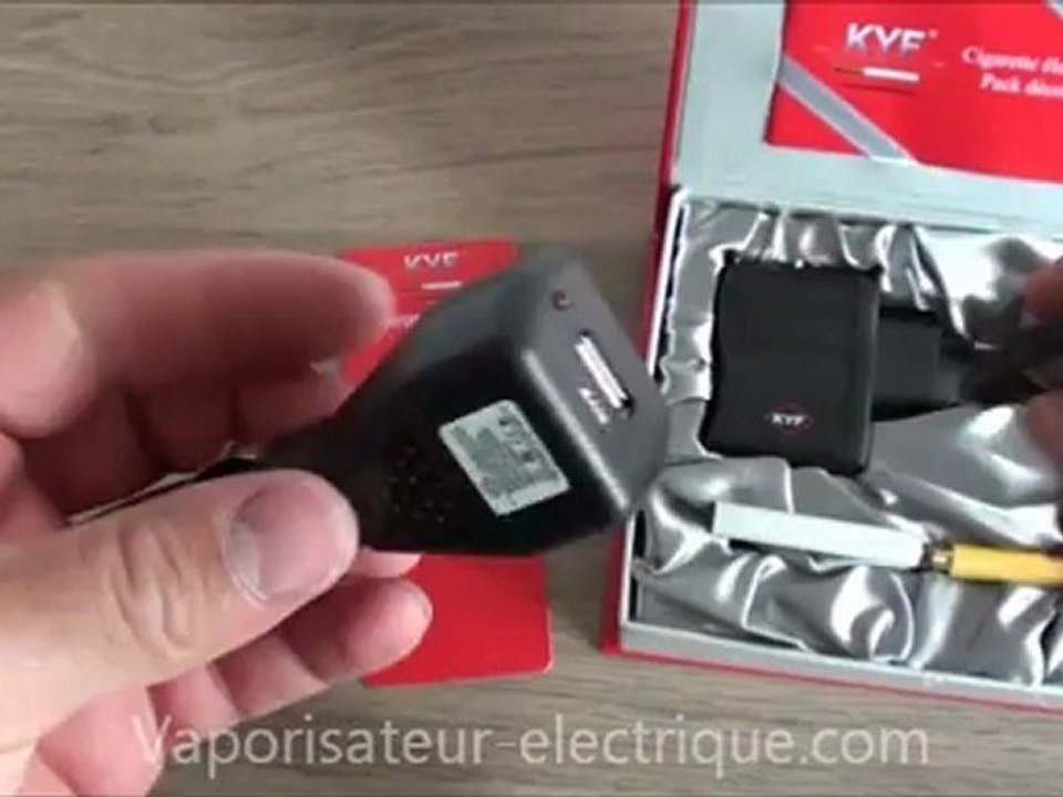 Chargeur voiture cigarettes électroniques KYF