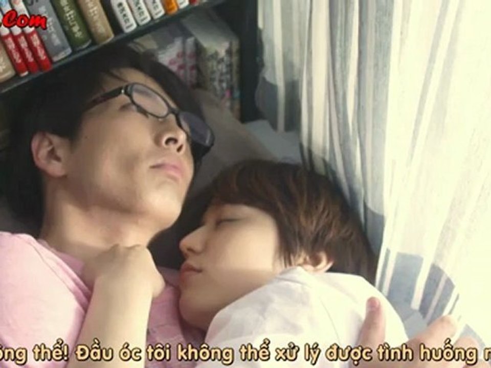 Love.Strikes.2011_clip2