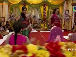 Parvarish Kuch Khatti Kuch Meethi 18th July 2012 Video Watch Pt2