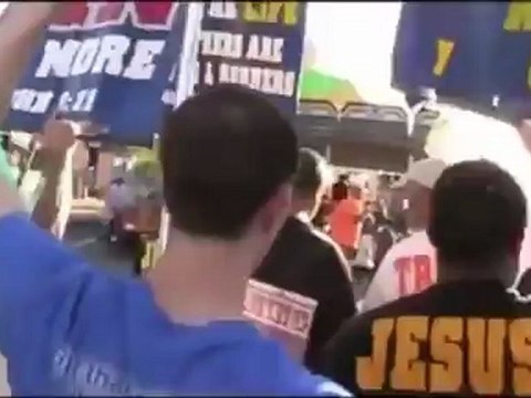 Muslims Attacking Christians in Dearborn Michigan