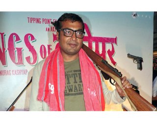 Anurag Kashyap's Gangs Of Wasseypur Will Make 100 Crores? - Bollywood News