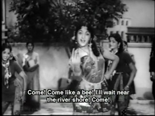 B. Sarojadevi in Vaadi Amma Vaadi - Panakkara Kudumbam