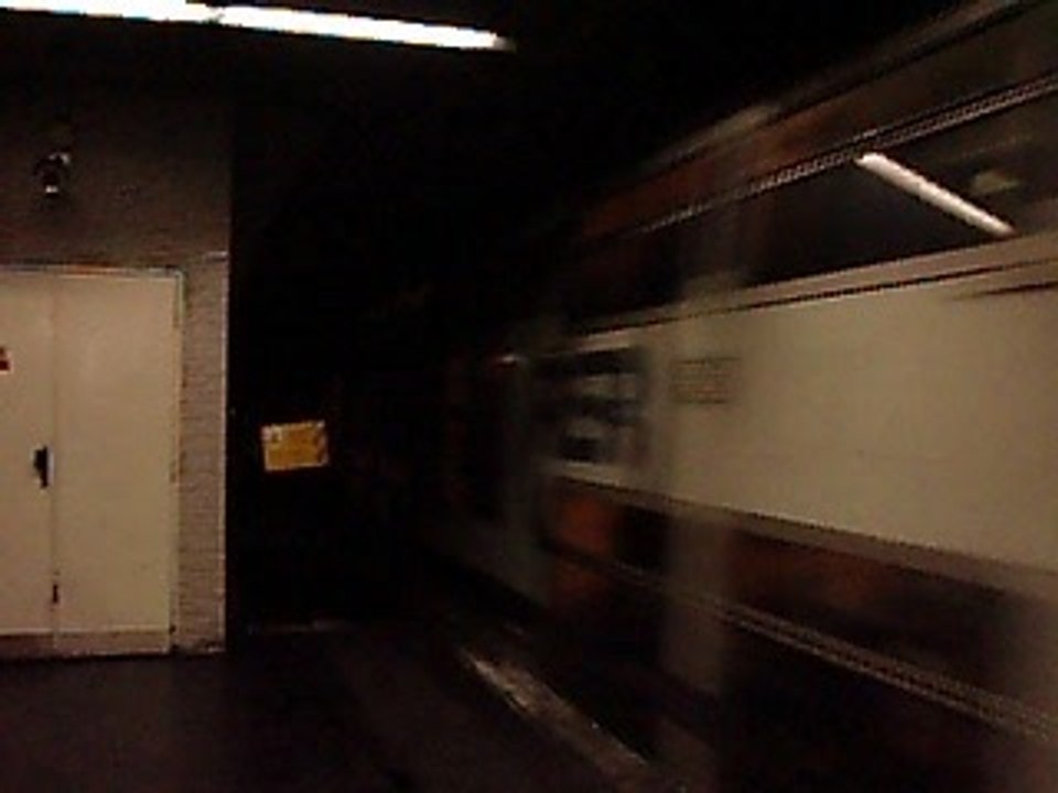 MI2N : Arrivée à la Gare de Lyon sur la ligne A du RER