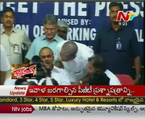 YSR aide suuridu reveals secrets about Jagan