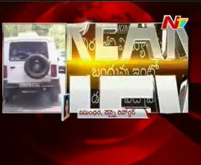 IT officials caught 35 crores in chiru's relatives house