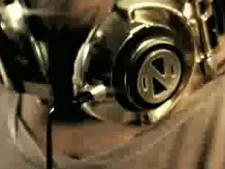 Ziynet  Sali    " Sen Mutlu Ol  "   2010