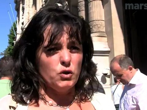 Roms : pour Gaëlle Lenfant, le changement, c'est la tenue de cette table ronde