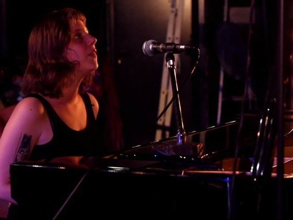 Anna Aaron Live at Radio Lucien