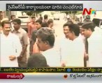 Chanchalguda jail Crouded with Milakhat Visitors for Jagan