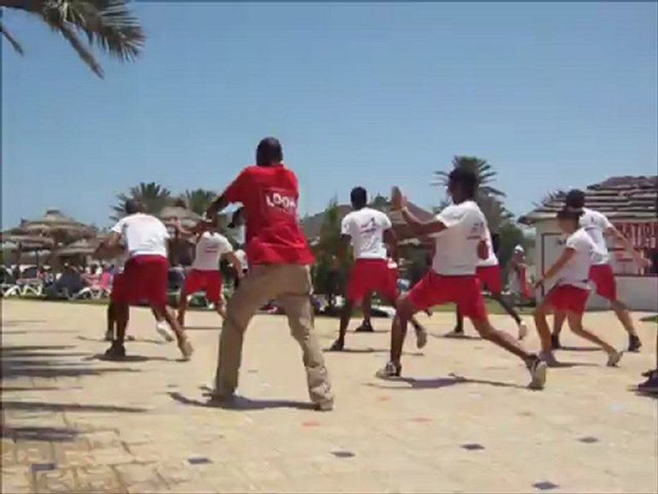 PLAYA DJERBA 18 juin 2012 (3) - Danse sur la terrasse