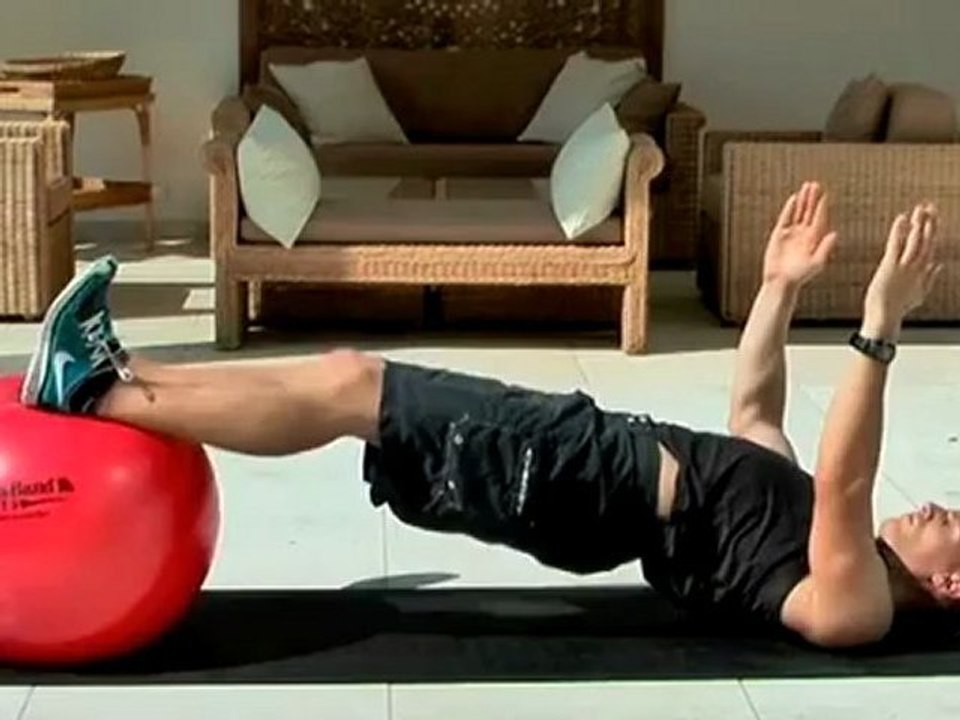 Fitnessübung Hamstringcurl