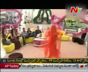 Sunny Leone beats Katrina, Kareena, Aishwarya