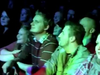 "Somebody That I Used to Know" der Band Walk off the Earth