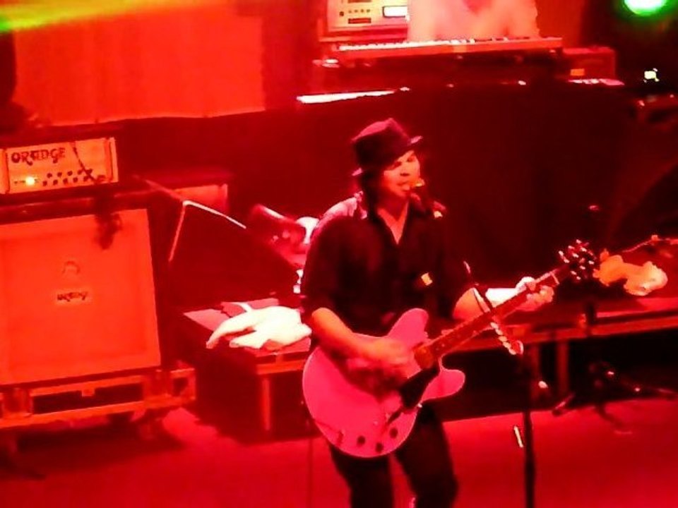 Supergrass - In It For The Money - Farewell Tour @ La Cigale Paris