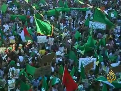 معارك بين الثوار وكتائب القذافي في عدة مدن ليبية