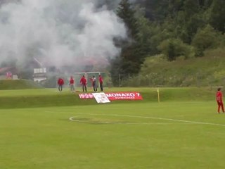 "Θυμάμαι ακόμα ήμουν παιδάκι..." στο Άχενκιρχ