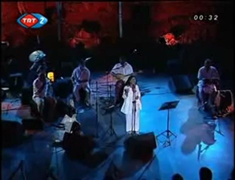 Sabahat Akkiraz Şu Karşı Yaylada & Siyah Perçemini Dökmüş Yüzüne