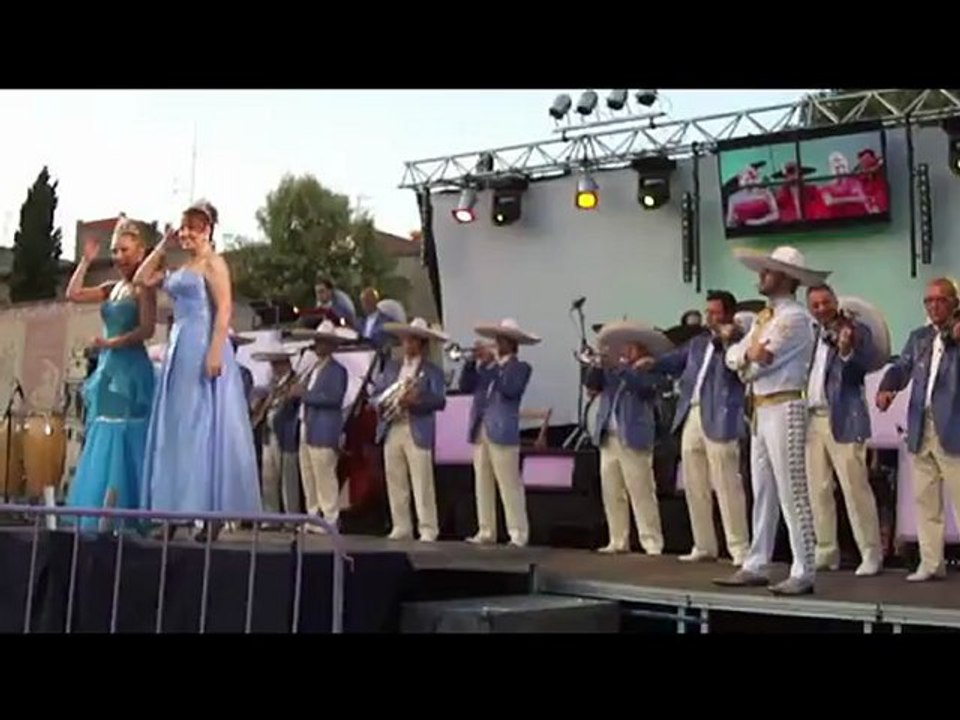 El rey - La Reina -Orquestra Maravella [Esparreguera 08.07.2012]