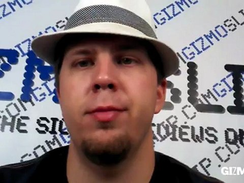 Droid Razr Maxx Review (With Android 4.0 Ice Cream Sandwich Update) - GizmoSlip Shorts