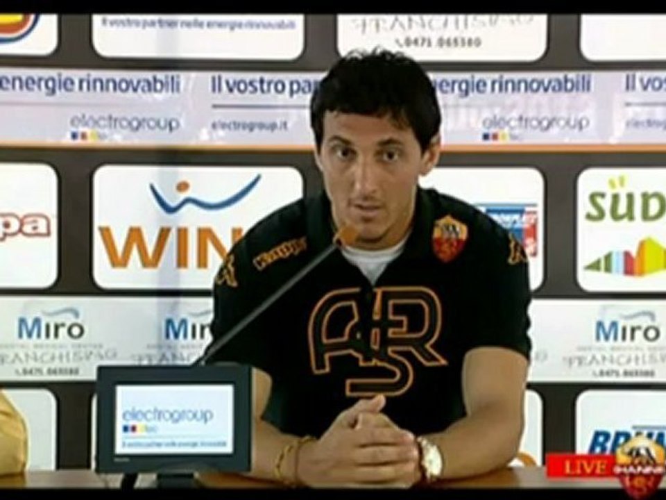 Conferenza stampa Burdisso 12/07/2012