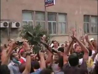 اشتباكات بين محتجين وقوات الأمن في القاهرة