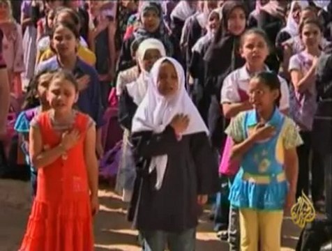 ثوار ليبيا يتقدمون نحو طرابلس على جبهتين