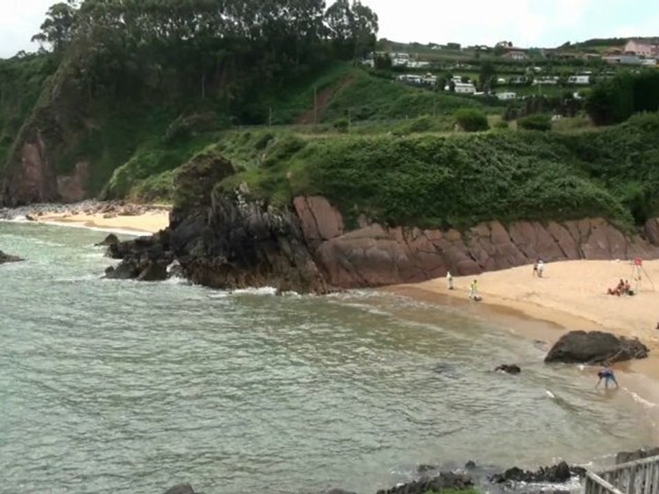 Beach - playa de Carranques, Perlora, Asturias, costa del Cantábrico