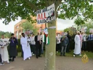 السلطات البريطانية تفرج عن الشيخ رائد صلاح