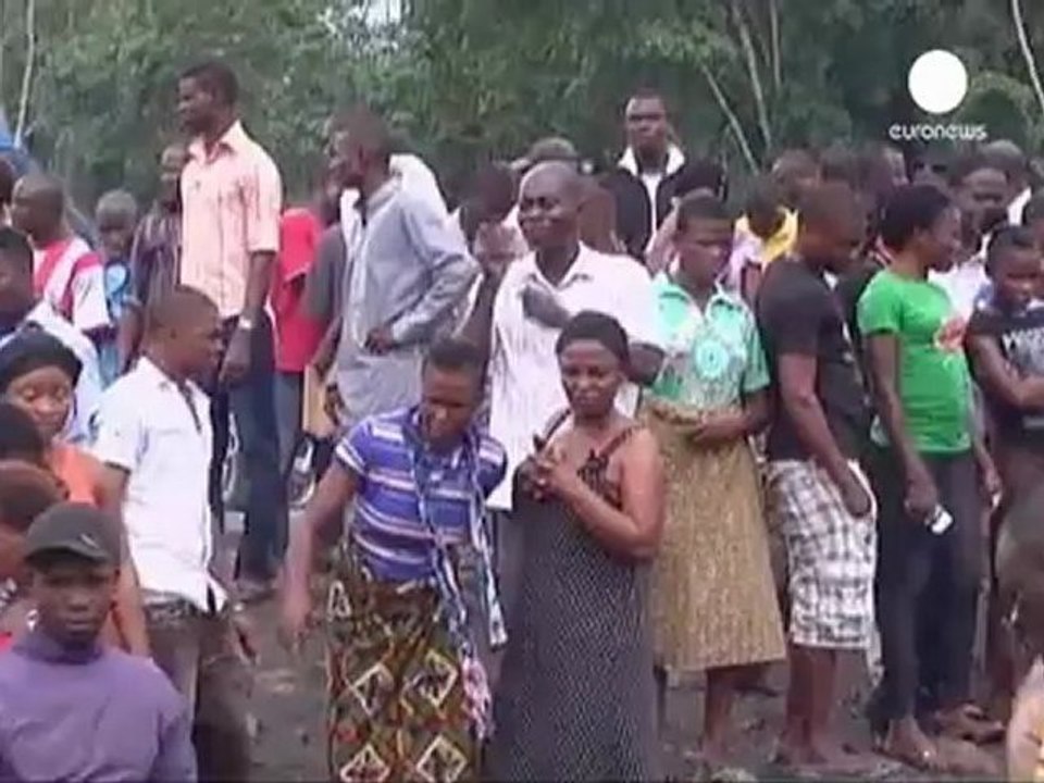Nigeria: si incendia un'autocisterna. Decine di vittime