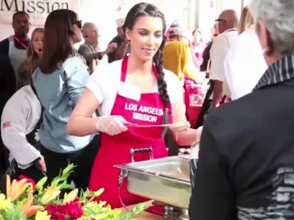 Les stars rendent à la société par le biais d'œuvres caritatives et de fondations