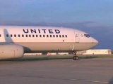 United places historic Boeing order